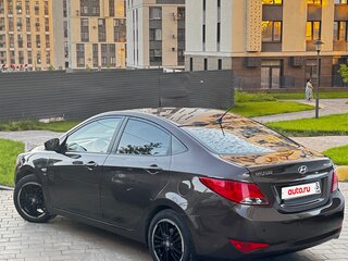 2014 Hyundai Solaris I Рестайлинг, коричневый, 760000 рублей, вид 4