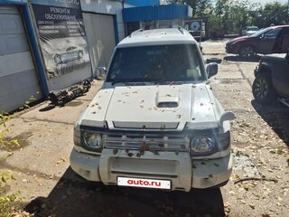 1997 Mitsubishi Pajero II, белый, 1350000 рублей, вид 1