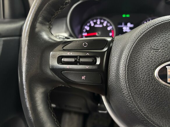 2019 Kia Rio X-Line IV, чёрный - вид 19