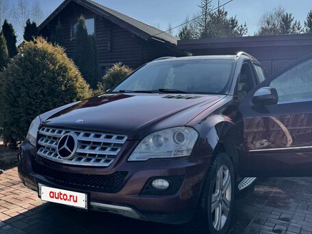 2008 Mercedes-Benz M-Класс 350 II (W164) Рестайлинг, красный, 1050000 рублей, вид 4