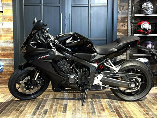 2024 Honda CBR 650R, чёрный, 1260000 рублей, вид 2