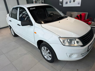 2012 Lada (ВАЗ) Granta I, белый, 215000 рублей, вид 5