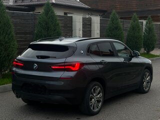 2021 BMW X2 sDrive18i I (F39), серый, 2800000 рублей, вид 5