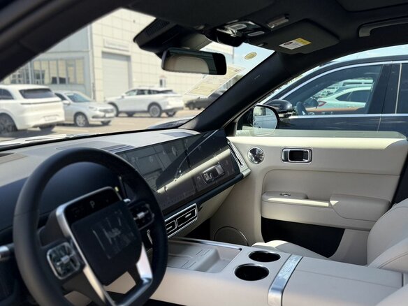 2025 Li Auto (Lixiang) L7 52.3 kWh I Рестайлинг, чёрный - вид 10