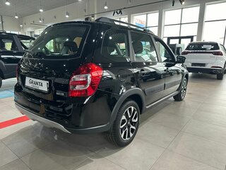 2026 Lada (ВАЗ) Granta Cross I Рестайлинг, чёрный, 1366000 рублей, вид 5