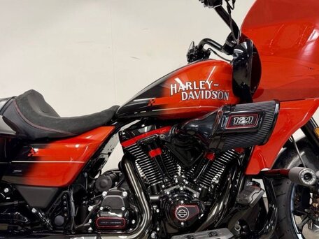 2026 Harley-Davidson CVO Road Glide ST, чёрный, 5850000 рублей, вид 1