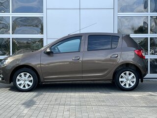 2018 Renault Sandero II Рестайлинг, коричневый, 1190000 рублей, вид 4
