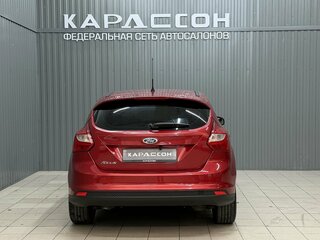2011 Ford Focus III, красный, 680000 рублей, вид 4