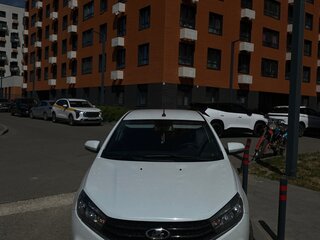 2021 Lada (ВАЗ) Vesta I, белый, 950000 рублей, вид 1