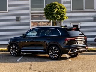 2024 Geely Monjaro (Xingyue L) I Рестайлинг (China Market), чёрный, 2795000 рублей, вид 4