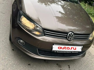 2014 Volkswagen Polo V, коричневый, 850000 рублей, вид 2