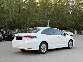 2022 Toyota Corolla XII (E210), белый, 1130000 рублей, вид 4