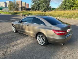 2010 Mercedes-Benz E-Класс 200 5G-Tronic IV (W212, S212, C207), бежевый, 1350000 рублей, вид 4