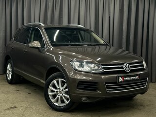 2012 Volkswagen Touareg II, коричневый, 1649900 рублей, вид 3