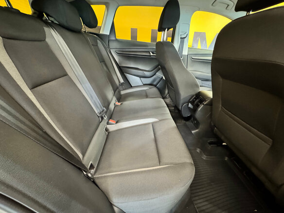 2021 Skoda Karoq I, коричневый, 2349000 рублей - вид 23