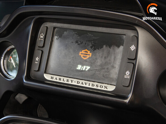 2015 Harley-Davidson Road Glide, серебристый, 1367307 рублей - вид 10