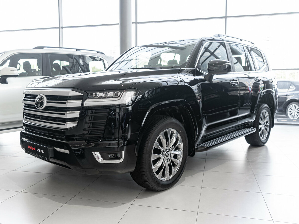 Открыть фотографии: Toyota Land Cruiser 300 Series