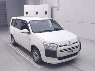 2021 Toyota Probox I Рестайлинг, белый, 860000 рублей, вид 1
