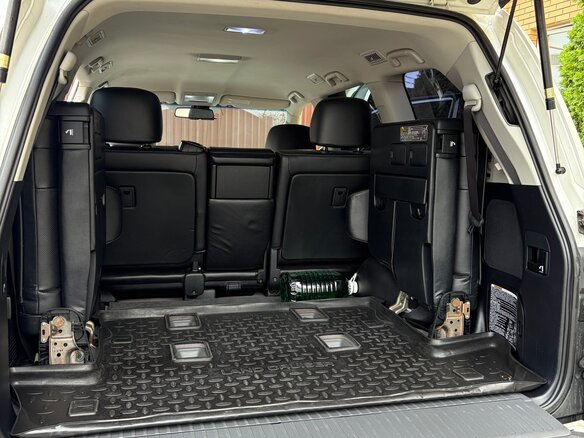 2012 Toyota Land Cruiser 200 Series Рестайлинг 1, белый - вид 14
