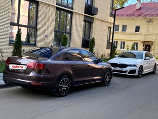 2014 Volkswagen Jetta VI, коричневый, 1089000 рублей, вид 2