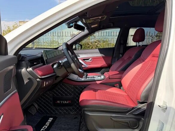 2025 Jetour X70 I Рестайлинг 2, белый, 1500000 рублей - вид 7