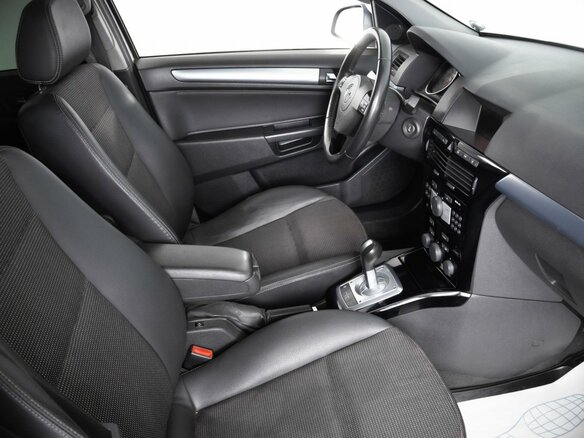 2011 Opel Astra H Рестайлинг, белый, 769000 рублей - вид 9
