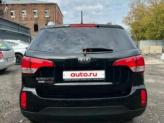 2013 Kia Sorento II Рестайлинг, чёрный, 1600000 рублей, вид 4