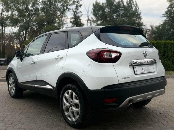 2016 Renault Kaptur I, белый, 1045000 рублей - вид 2