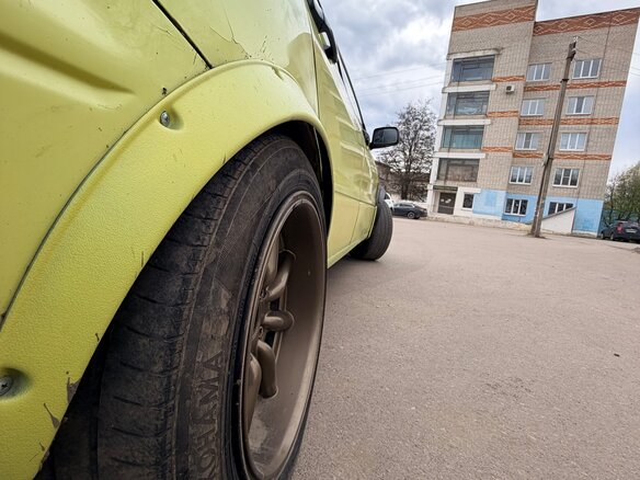 2001 Mitsubishi Lancer IX, жёлтый, 170000 рублей - вид 14