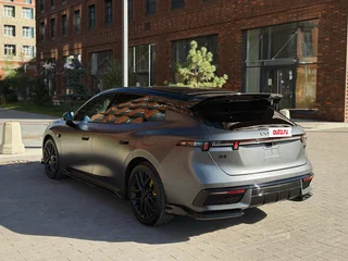 2026 Lynk & Co 07 GT I Рестайлинг, серый, 5499900 рублей, вид 5