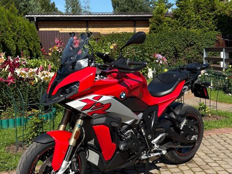 2021 BMW S 1000 XR, красный, 1595000 рублей, вид 1
