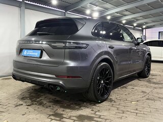 2019 Porsche Cayenne III, серый, 4850000 рублей, вид 4