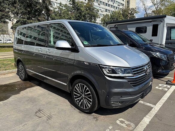 2023 Volkswagen Multivan T6 Рестайлинг, серый, 8500000 рублей - вид 6