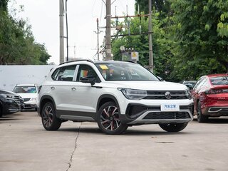 2023 Volkswagen Tharu 330 TSI I Рестайлинг, белый, 3900000 рублей, вид 3