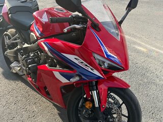 2024 Honda CBR 650R, красный, 1170000 рублей, вид 4