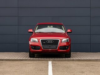 2010 Audi Q5 I (8R), красный, 1395000 рублей, вид 2