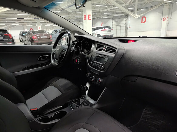 2015 Kia Ceed II, белый - вид 10