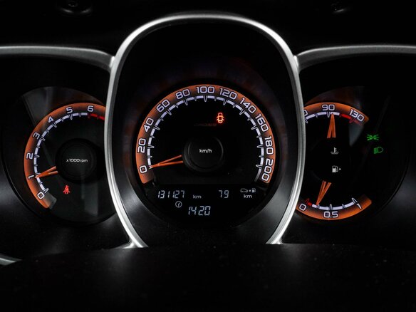 2019 Lada (ВАЗ) Vesta SW Cross I, серый, 1210000 рублей - вид 13
