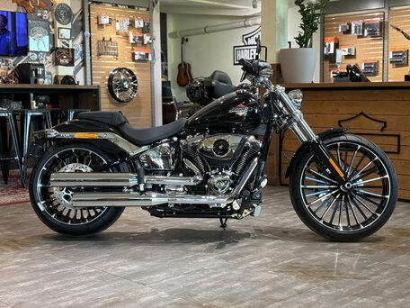 2025 Harley-Davidson Breakout, чёрный, 3750000 рублей, вид 2