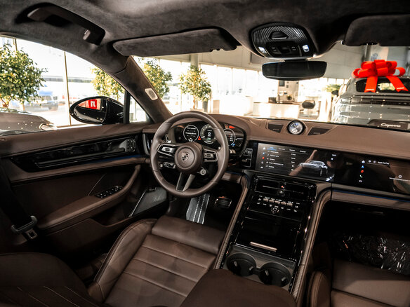 2026 Porsche Panamera Turbo S E-Hybrid III, чёрный, 39990000 рублей - вид 22