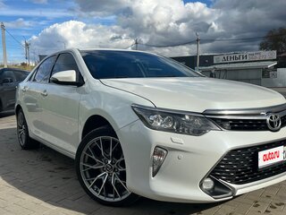 2017 Toyota Camry US Market VII (XV50) Рестайлинг, белый, 2000000 рублей, вид 1