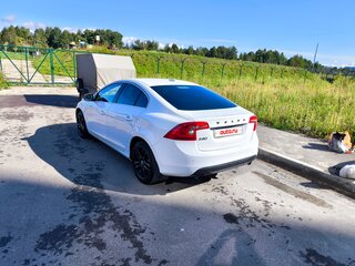 2011 Volvo S60 II, белый, 750000 рублей, вид 4