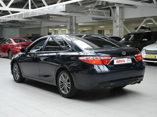 2017 Toyota Camry VII (XV50) Рестайлинг 2, синий, 1590000 рублей, вид 5