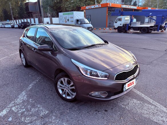 2013 Kia Ceed II, коричневый - вид 2