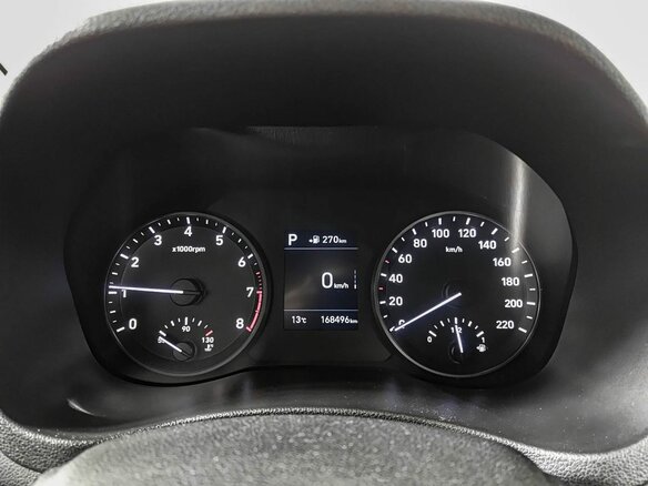 2018 Hyundai Solaris II, серый, 1280000 рублей - вид 12