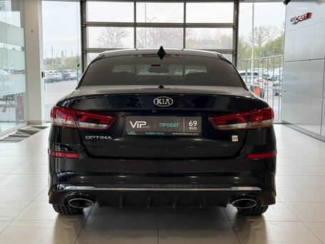 2020 Kia Optima IV Рестайлинг, чёрный, 2037000 рублей, вид 5