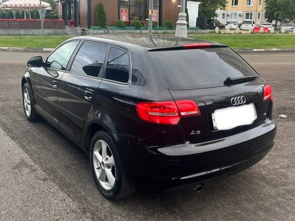 2009 Audi A3 II (8P) Рестайлинг 2, чёрный, 800000 рублей - вид 6