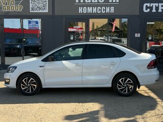 2018 Volkswagen Polo V Рестайлинг, белый, 999000 рублей, вид 5