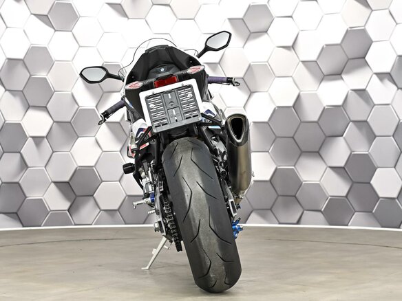 2021 BMW M 1000 RR, белый, 2299000 рублей - вид 5
