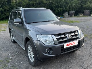 2013 Mitsubishi Pajero IV Рестайлинг 1, серый, 2505000 рублей, вид 4